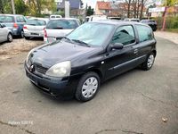 Używany Renault Clio II 75 KM (55 kW) 2005 Czarny Hatchback