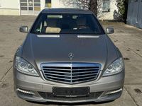 Gebraucht Mercedes S500 435 PS (319 kW) 2012 Gold Limousine
