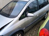 gebraucht Opel Zafira a 2,2 Diesel fahrbereit mit Beschädigung
