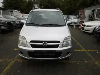 Używany Opel Agila 60 KM (44 kW) 2006 Srebrny Sedan/Limuzyna