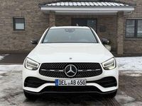 Gebraucht Mercedes GLC300e 333 PS (244 kW) 2024 Weiß Coupé