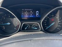 Gebraucht Ford C-MAX Titanium 150 PS (110 kW) 2015 Grau Van / Kleinbus