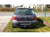 Gebraucht Peugeot 307 109 PS (80 kW) 2002 Violet Kleinwagen