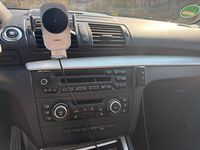 Gebraucht BMW 116 122 PS (89 kW) 2011 Schwarz Kleinwagen