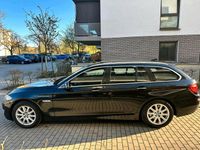 Gebraucht BMW 520 184 PS (135 kW) 2012 Schwarz Kombi