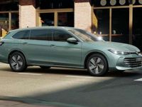 Neu VW Passat Elegance 150 PS (110 kW) 2025 Maripositgrün Kombi