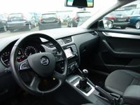 Gebraucht Skoda Octavia Elegance 150 PS (110 kW) 2014 Schwarz metallic Kombi