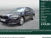 Gebraucht Skoda Superb Essence 150 PS (110 kW) 2025 Ebony schwarz metallic Kombi