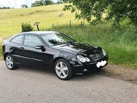 Second-hand Mercedes C320 218 CP (160 kW) 2004 Negru Coupe