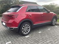 Second-hand VW T-Roc 150 CP (110 kW) 2022 Roșu SUV