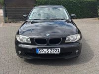 Gebraucht BMW 118 129 PS (94 kW) 2006 Schwarz Kleinwagen