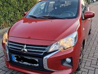 Gebraucht Mitsubishi Space Star Spirit 71 PS (52 kW) 2021 Rot Limousine