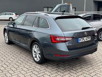 Gebraucht Skoda Superb Style 190 PS (139 kW) 2017 Grau Kombi