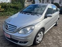 Gebraucht Mercedes B200 136 PS (100 kW) 2007 Silber Van / Kleinbus