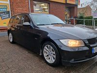 Gebraucht BMW 318 143 PS (105 kW) 2008 Schwarz Kombi