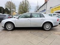 Second-hand VW Phaeton 224 CP (164 kW) 2005 Argintiu Berlinǎ