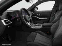 Gebraucht BMW 320 190 PS (139 kW) 2026 Grau Limousine