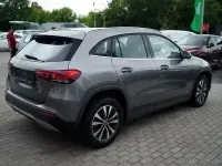 Gebraucht Mercedes GLA200 150 PS (110 kW) 2021 Grau SUV