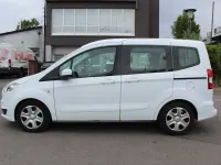 Gebraucht Ford Tourneo Courier 75 PS (55 kW) 2015 Frostweiß Van / Kleinbus