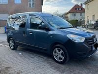 Second-hand Dacia Dokker 83 CP (61 kW) 2013 Albastru Monovolum