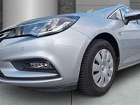 Gebraucht Opel Astra Edition 125 PS (91 kW) 2019 Argon silber/ice silver (m2) Limousine
