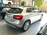Gebraucht Mercedes GLA180 122 PS (89 kW) 2019 Silber SUV