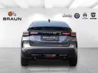 Neu Citroën C4 145 PS (106 kW) 2025 Mercuregrau Limousine