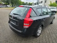 Gebraucht Kia Ceed 109 PS (80 kW) 2010 Schwarz Kleinwagen