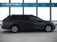 Gebraucht VW Golf VIII Life 150 PS (110 kW) 2024 Grau Kombi