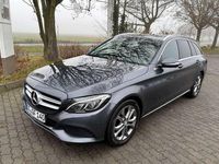 Gebraucht Mercedes C180 156 PS (114 kW) 2015 Grau Kombi