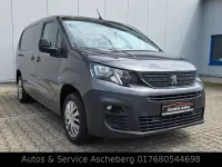 Gebraucht Peugeot Partner 131 PS (96 kW) 2022 Grau Van / Kleinbus