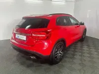 Gebraucht Mercedes GLA200 Urban 136 PS (100 kW) 2016 Rot SUV