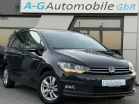Gebraucht VW Touran Comfortline 150 PS (110 kW) 2022 Grün Van / Kleinbus