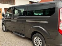 Gebraucht Ford Tourneo Titanium 155 PS (114 kW) 2015 Grau Van / Kleinbus