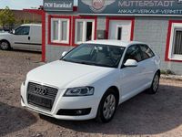 Gebraucht Audi A3 Attraction 105 PS (77 kW) 2011 Weiß Kleinwagen