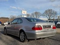 Gebraucht Mercedes CLK200 140 PS (102 kW) 2000 Silber Coupé