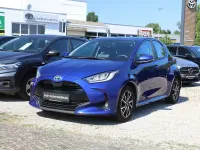 Gebraucht Toyota Yaris 92 PS (67 kW) 2023 Dark blue mica (blau) Kleinwagen