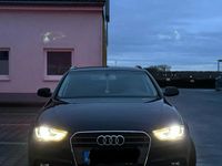 Gebraucht Audi A4 143 PS (105 kW) 2012 Schwarz Kombi