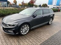 Gebraucht VW Passat R-line 200 PS (147 kW) 2020 Grau Kombi