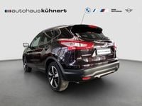 Gebraucht Nissan Qashqai 116 PS (85 kW) 2016 Schwarz SUV