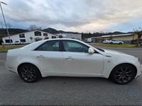 Gebraucht Cadillac CTS 211 PS (155 kW) 2010 Weiß Limousine