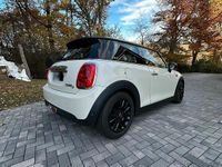Second-hand Mini Cooper D 116 CP (85 kW) 2015 Alb Hatchback