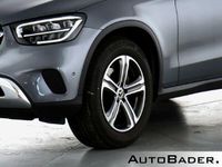 Gebraucht Mercedes GLC220 Exclusive 194 PS (142 kW) 2022 992 lack selenitgrau (metallic) SUV