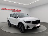 Neu Volvo XC40 Plus 163 PS (119 kW) 2026 Crystal weißperleffekt SUV