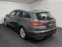 Gebraucht Ford Mondeo Titanium 179 PS (131 kW) 2018 Grau Kombi