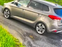 Gebraucht Kia Carens 141 PS (103 kW) 2018 Grau Van / Kleinbus