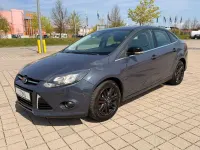 Second-hand Ford Focus Titanium 150 CP (110 kW) 2011 Maro Berlinǎ