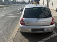 Gebraucht Renault Clio II 85 PS (62 kW) 2008 Kleinwagen