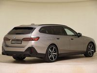 Gebraucht BMW 540 M Sport 286 PS (210 kW) 2025 Grau Kombi