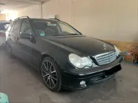 Gebraucht Mercedes C180 143 PS (105 kW) 2005 Schwarz Kombi